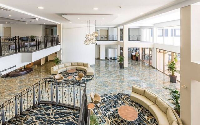 Ramada Hotel Hope Harbour