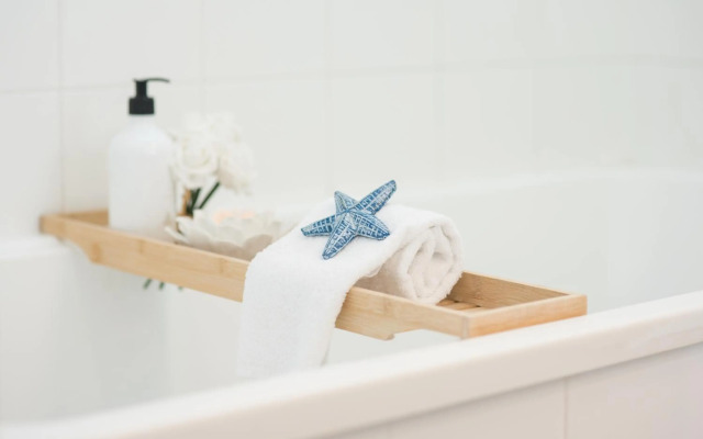 Ocean Dreams On Airlie 2 Bedroom