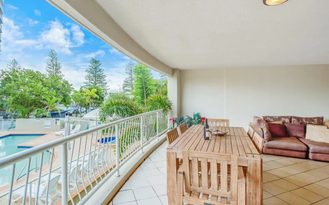 Kirra Beach Apartments