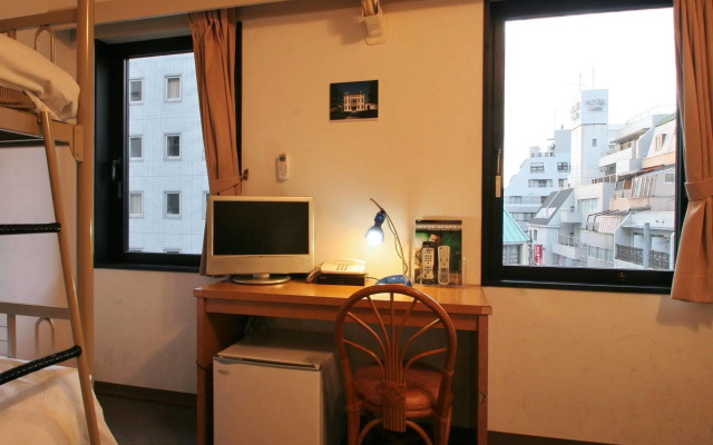 Sakura Hotel Ikebukuro - Hostel