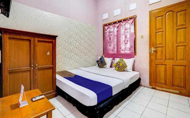 SPOT ON 90171 Pondok Kuning