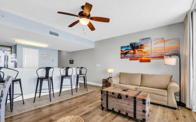 Majestic Beach Towers 1-1213