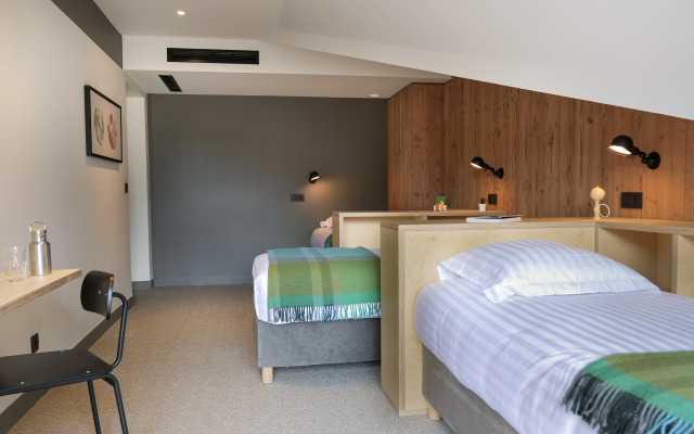 Plan B Hotel - Living Chamonix