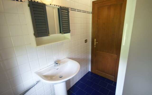 Stylish Holiday Home in Castelnuovo Dei Sabbioni with Pool