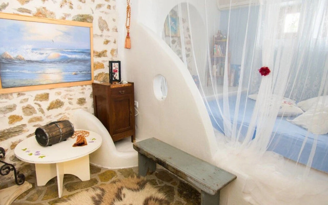 The Architect's Village House - Roof Terrace - AC - Wifi - SAT TV