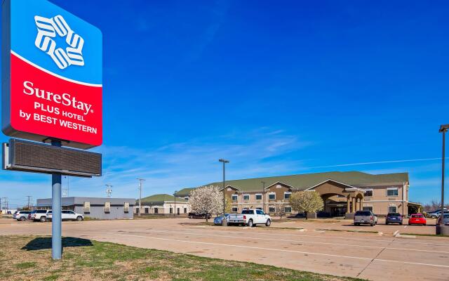 SureStay Plus Hotel by Best Western Quanah