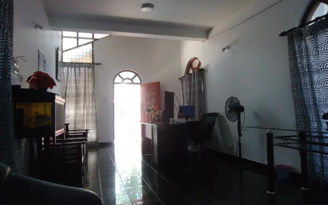 Queen Bee Guest House