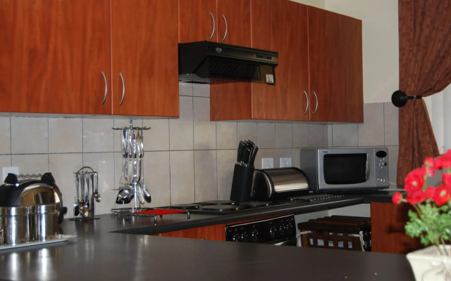 Sunward Park Guest House & Conference Centre