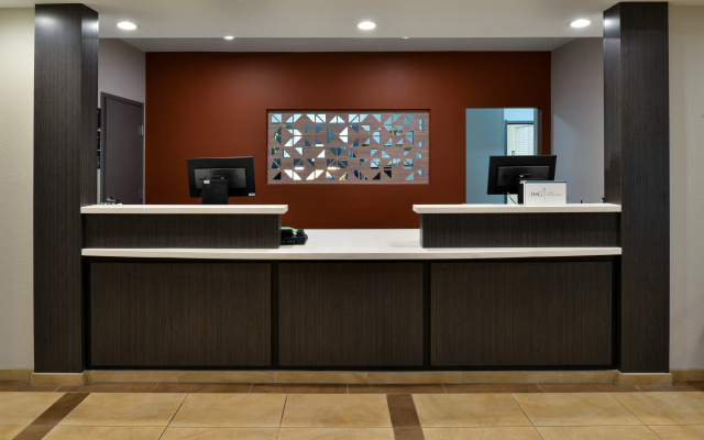Candlewood Suites Saint Joseph