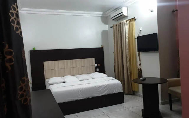 Meritz Hotels & Suites