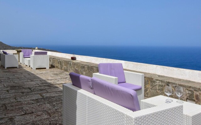 Beautiful Home in Pantelleria With Wifi and 4 Bedrooms