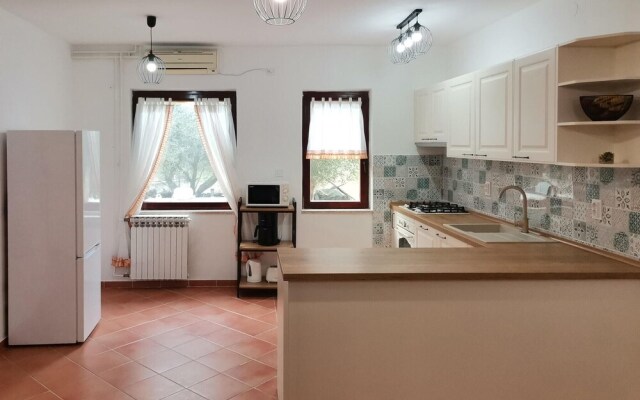 Awesome Home in Fazana With Wifi and 4 Bedrooms