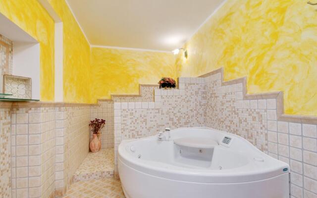 Serene Holiday Home in Urbino with Private Pool