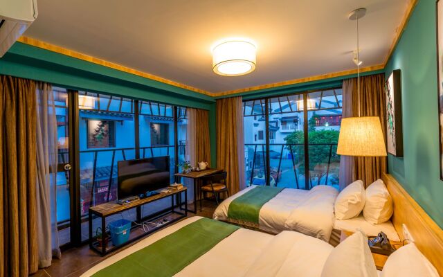 Moon Flower Hotel