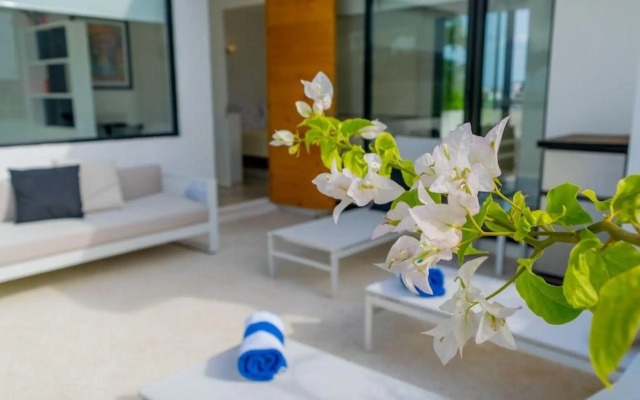 Siaan Betine 4br Deluxe PDC