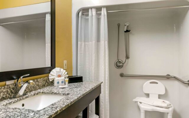 Quality Inn & Suites