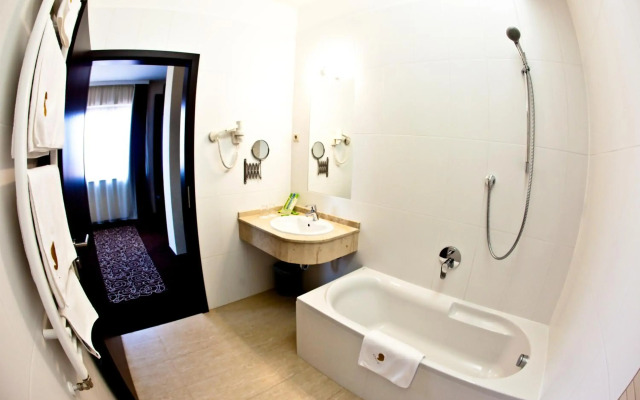 Budapest Airport Hotel Stáció Wellness & Conference