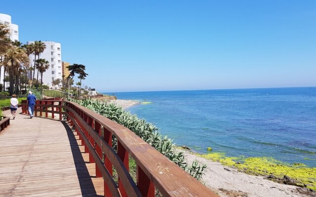 Exquisite Calahonda Beach Studio