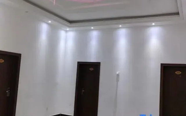 Xi County Express Hotel