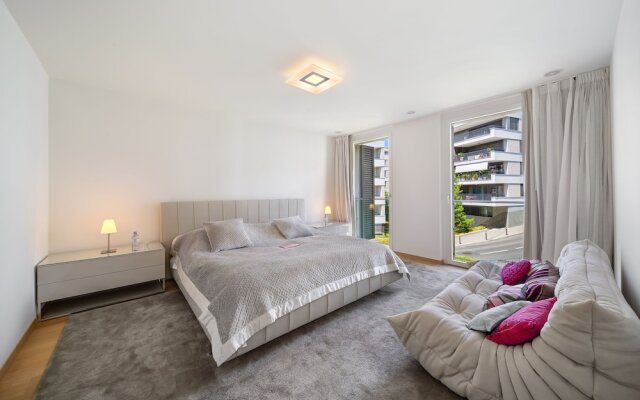 Montreux Panoramic Views 4BD Apartment
