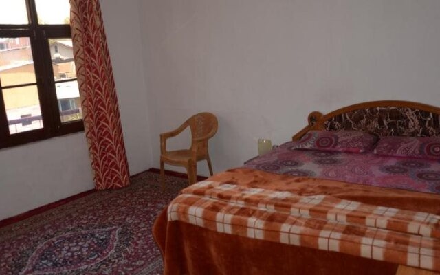 Howrah Guest House