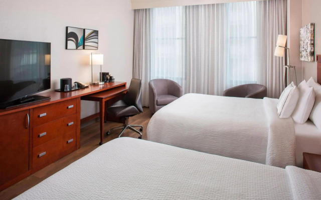 Courtyard by Marriott New Orleans Near the French Quarter