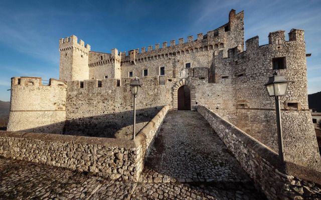 Castello Orsini Hotel