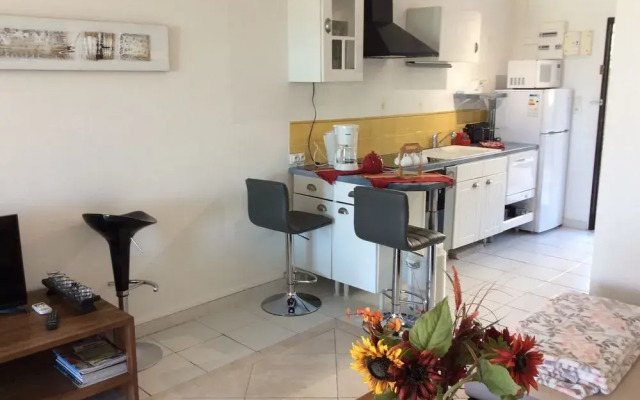 Studio 03 vue mer Orient Bay