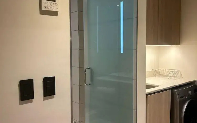 Luxury Apartment Sandton / no Loadshedding / Dstv