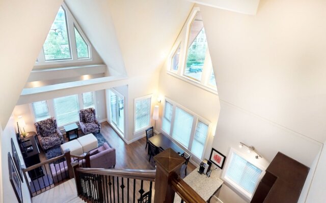 Harrison Lake View Suites