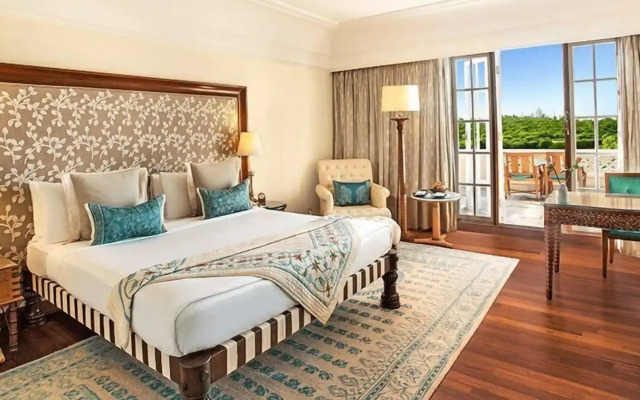 The Oberoi Amarvilas, Agra
