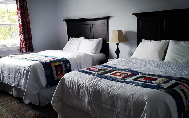 Seaport Inn