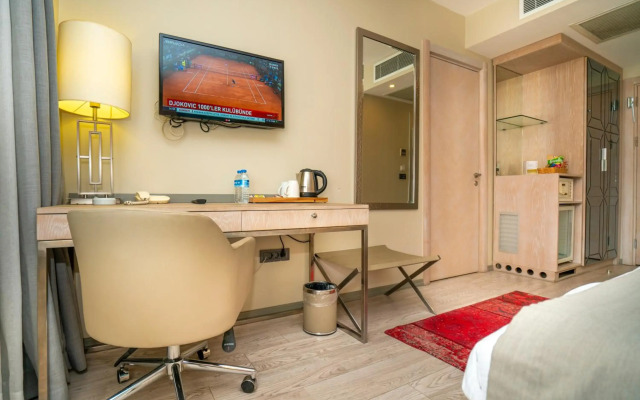The Gate 30 Suites