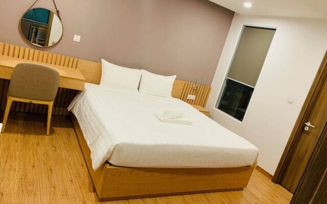 Davis House Apartment