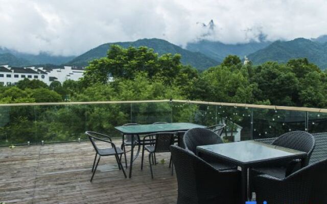 Weiduo Bieyuan Hostel