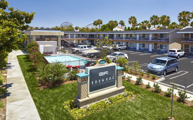 Eden Roc Inn & Suites