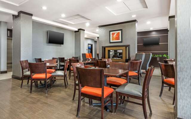 Best Western Plus Coweta's 1st Hotel