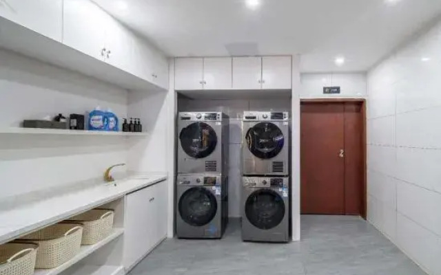 Urban International Hotel