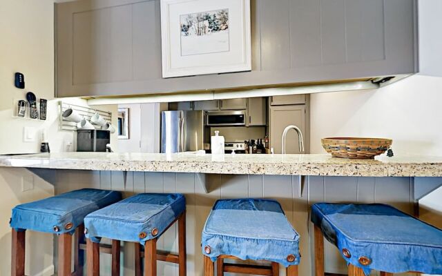 Meridian #182 - 2 Br Condo