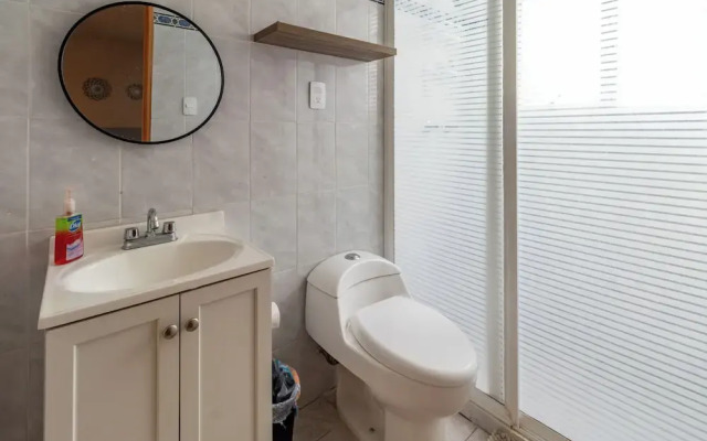 Polanco Flat - Laundry- Parking-elevator-sleeps 10