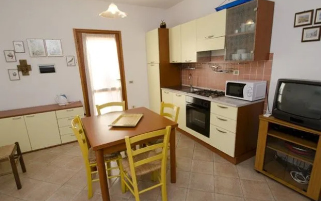 Appartamenti Isola Rossa Borgo Di Mare