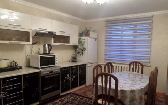 Хостел Vacation House