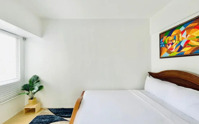 Hubomoto Avida Suites