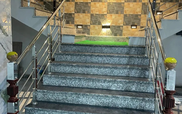 Hotel Paradise - Chandigarh