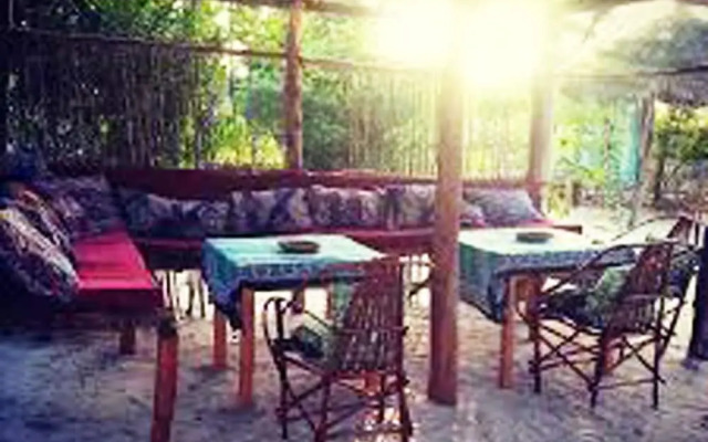 Tuna Lodge