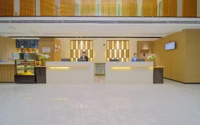 Echarm Hotel (Foshanxi Railway Station Luocun)