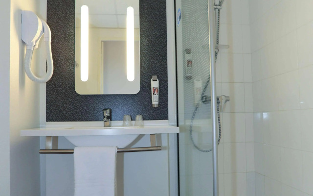 Ibis Aurillac