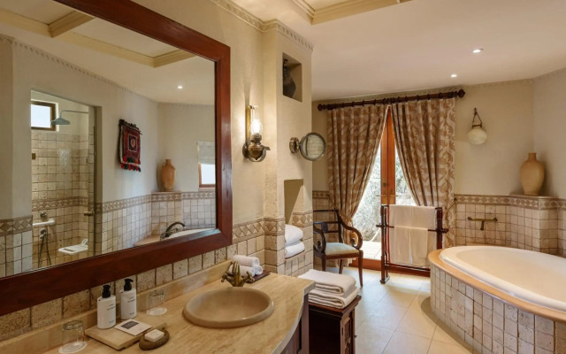 Al Maha, A Luxury Collection Desert Resort & Spa, Dubai