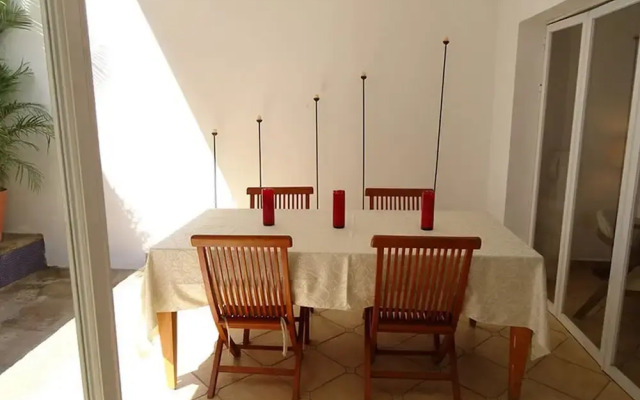 Casa Blanco by Las Palmas