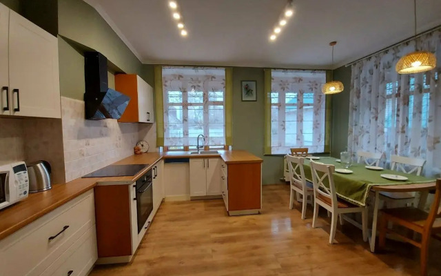 Красный Дом